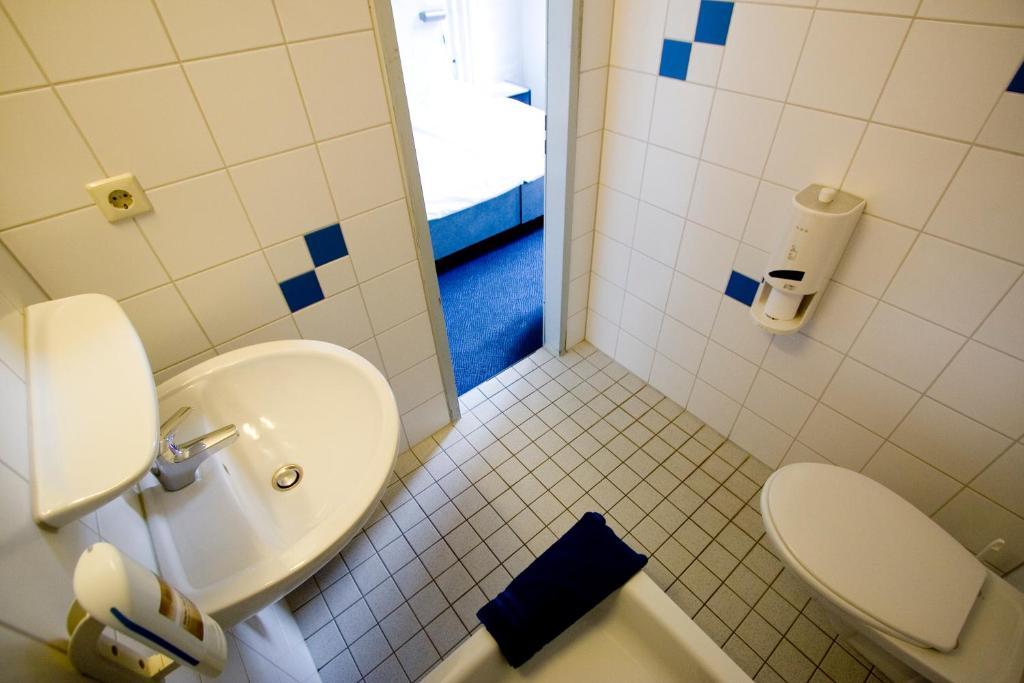 Hotel Transit Berlim Quarto foto